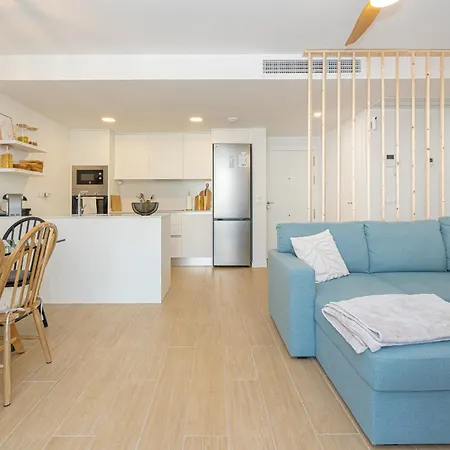 Appartement 3br Marina Real - Terrace, Pool & Garage *