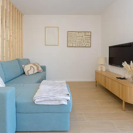 3br Marina Real - Terrace, Pool & Garage Dénia