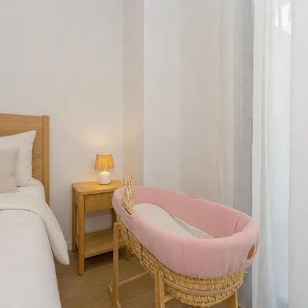 Appartement 3br Marina Real - Terrace, Pool & Garage